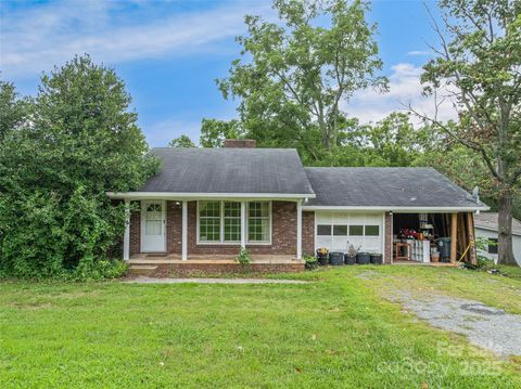 203 Barton Road Asheville NC 28804