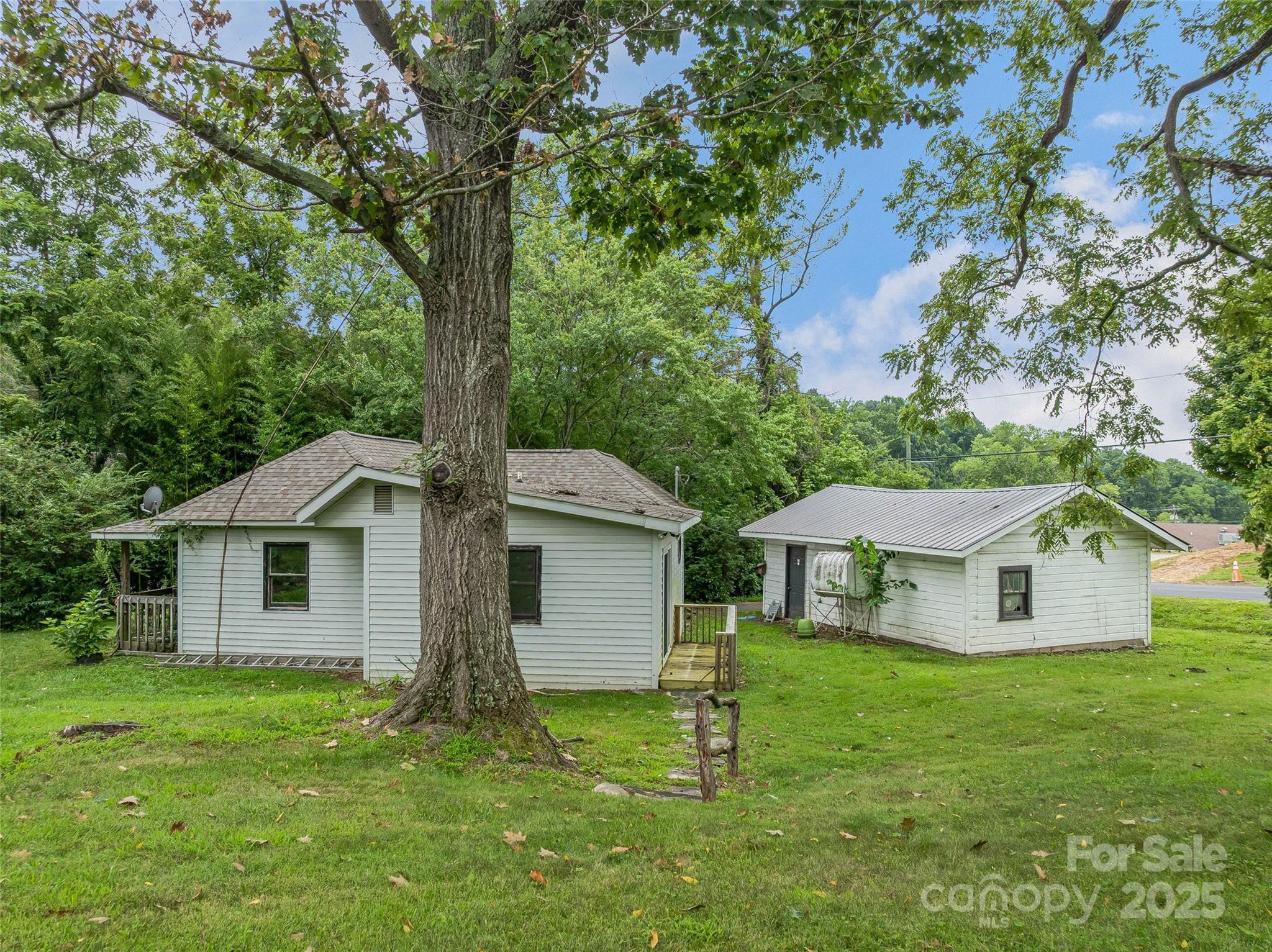 203 Barton Road