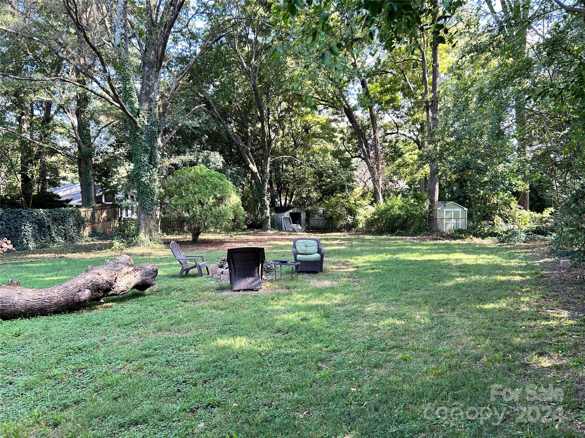 2008 Stratford Avenue