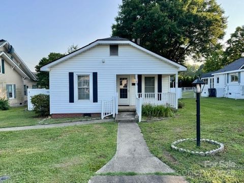407 W Mill Street Landis NC 28088