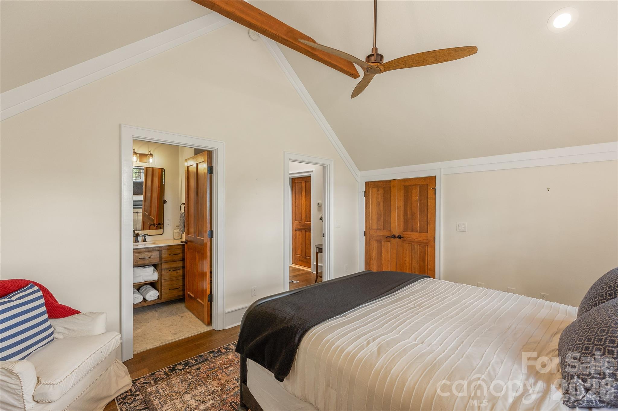 Bearfoot at Flat Mountain - Residential