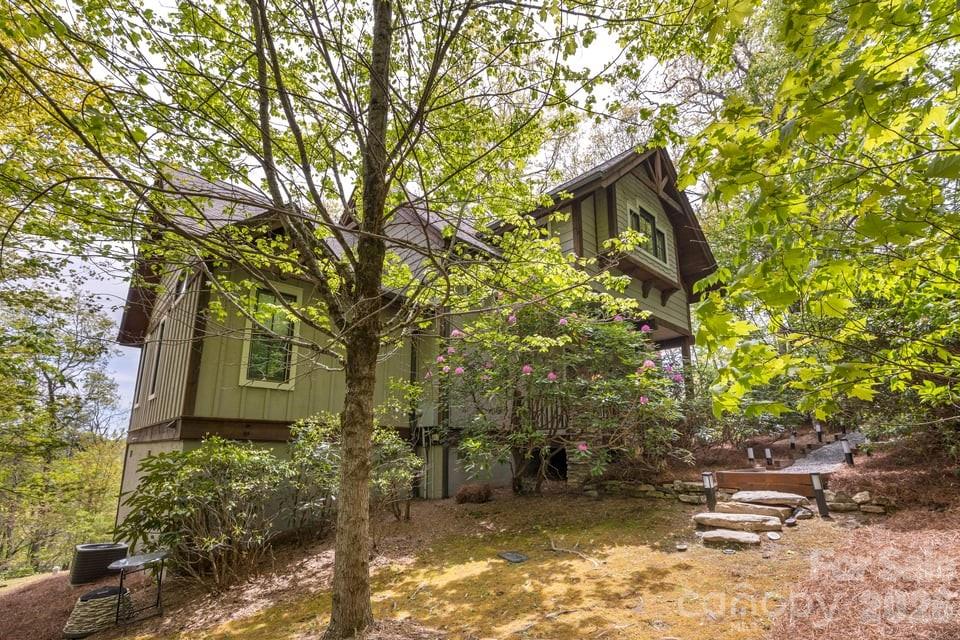 Bearfoot at Flat Mountain - Residential