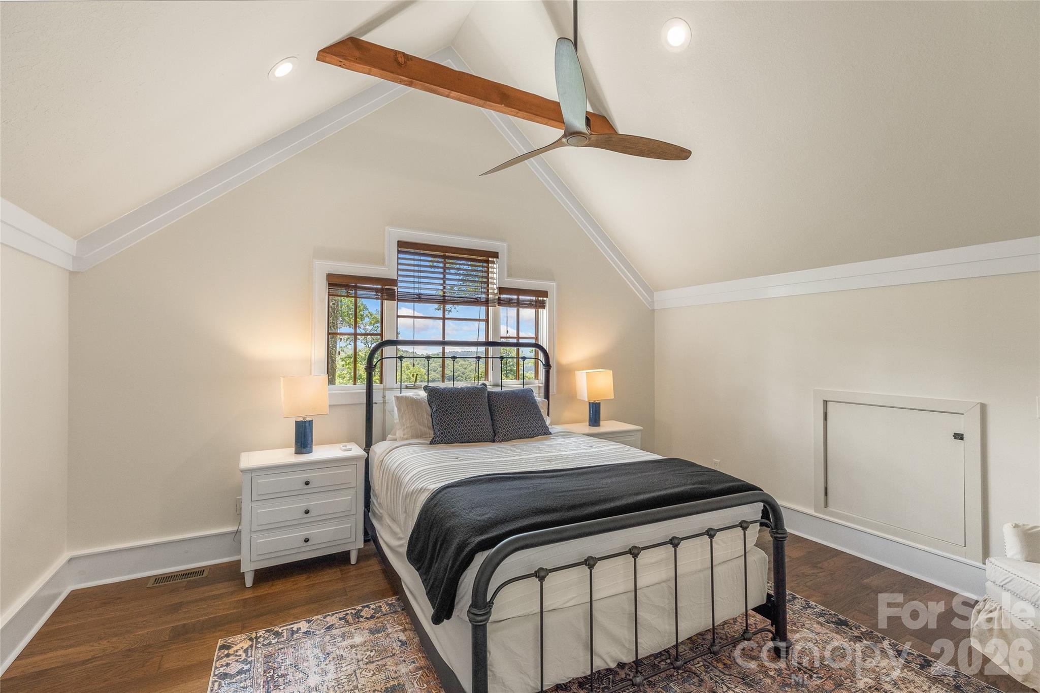 Bearfoot at Flat Mountain - Residential