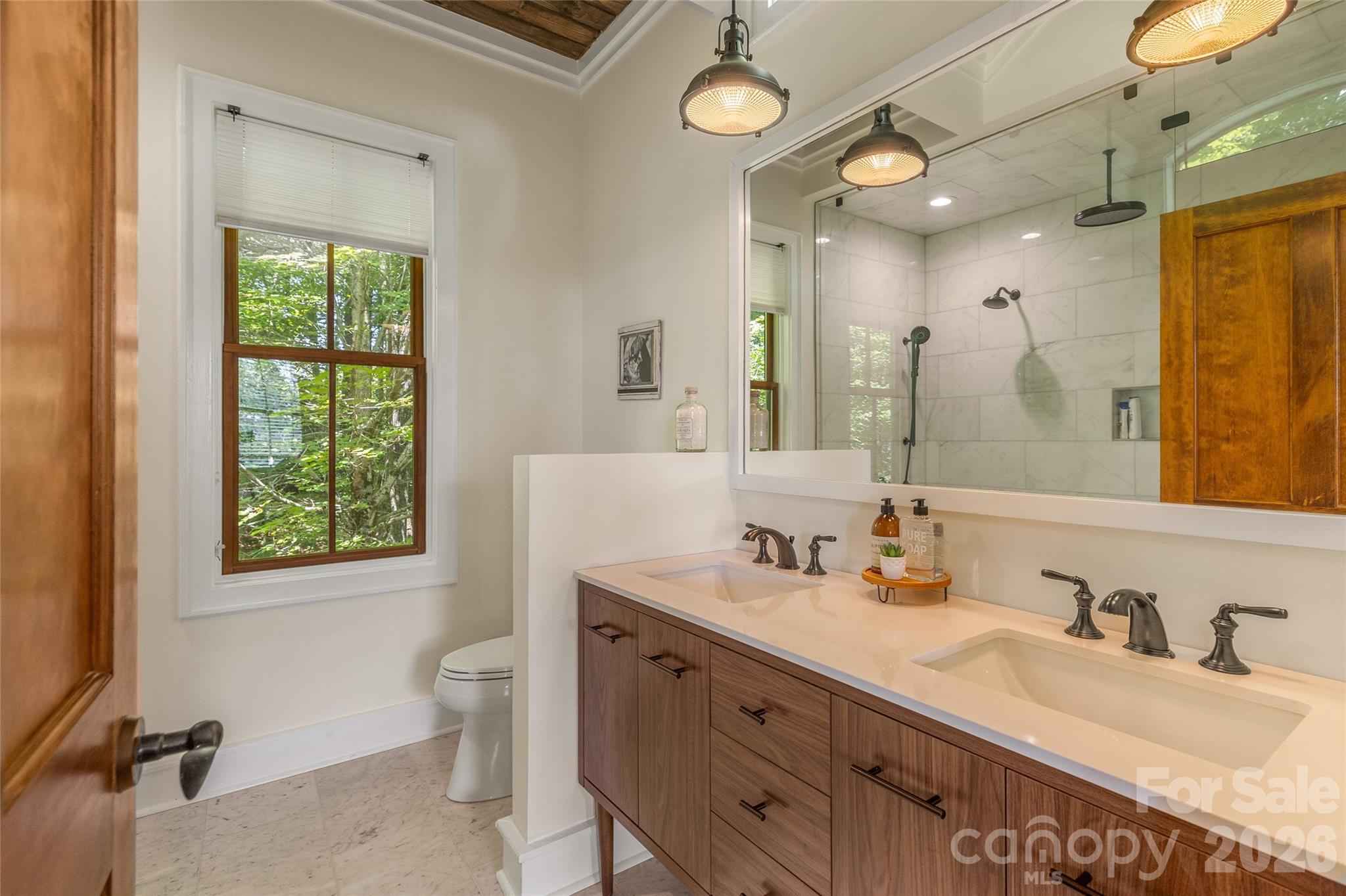 Bearfoot at Flat Mountain - Residential