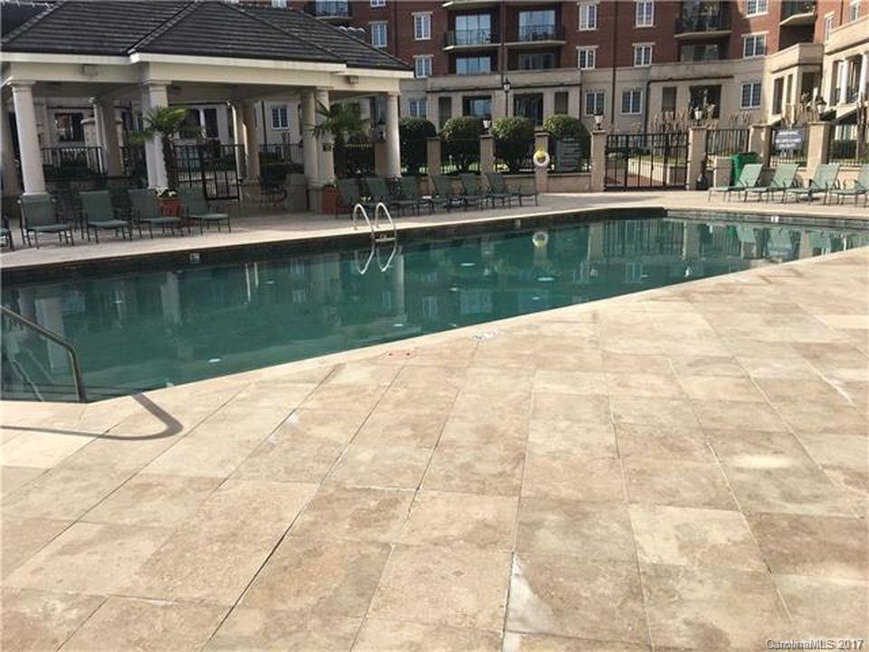 Fifth And Poplar - Residential Lease