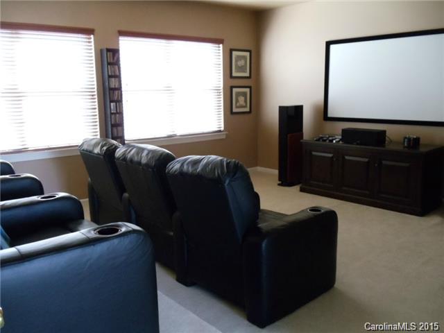 Brandon Oaks - Residential