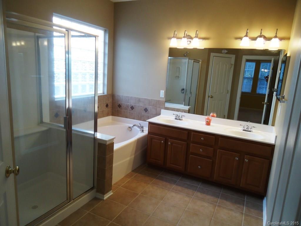 Brandon Oaks - Residential