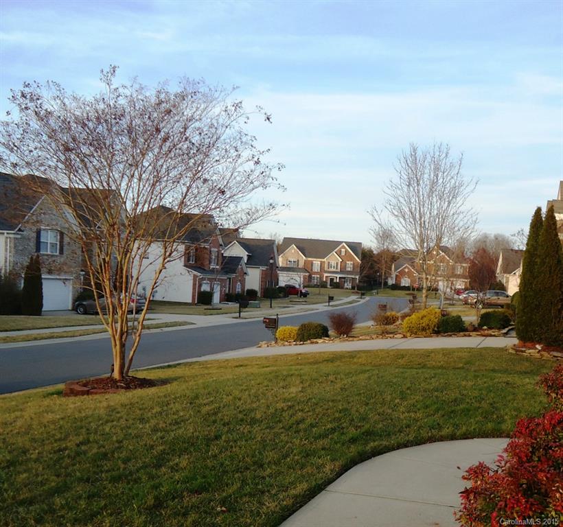 Brandon Oaks - Residential