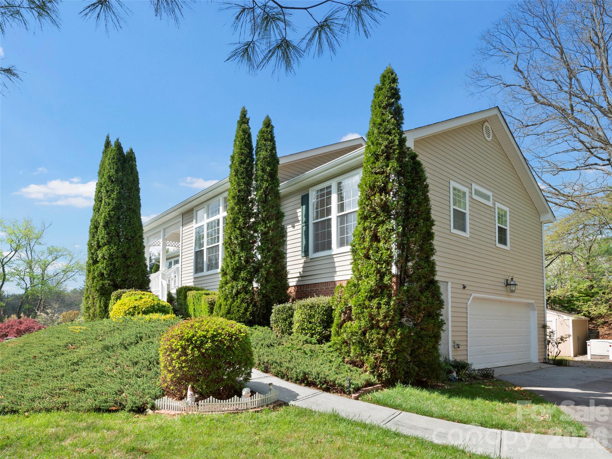 21 Old Applewood Lane