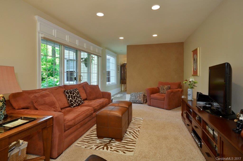 Laurel Park Estates - Residential