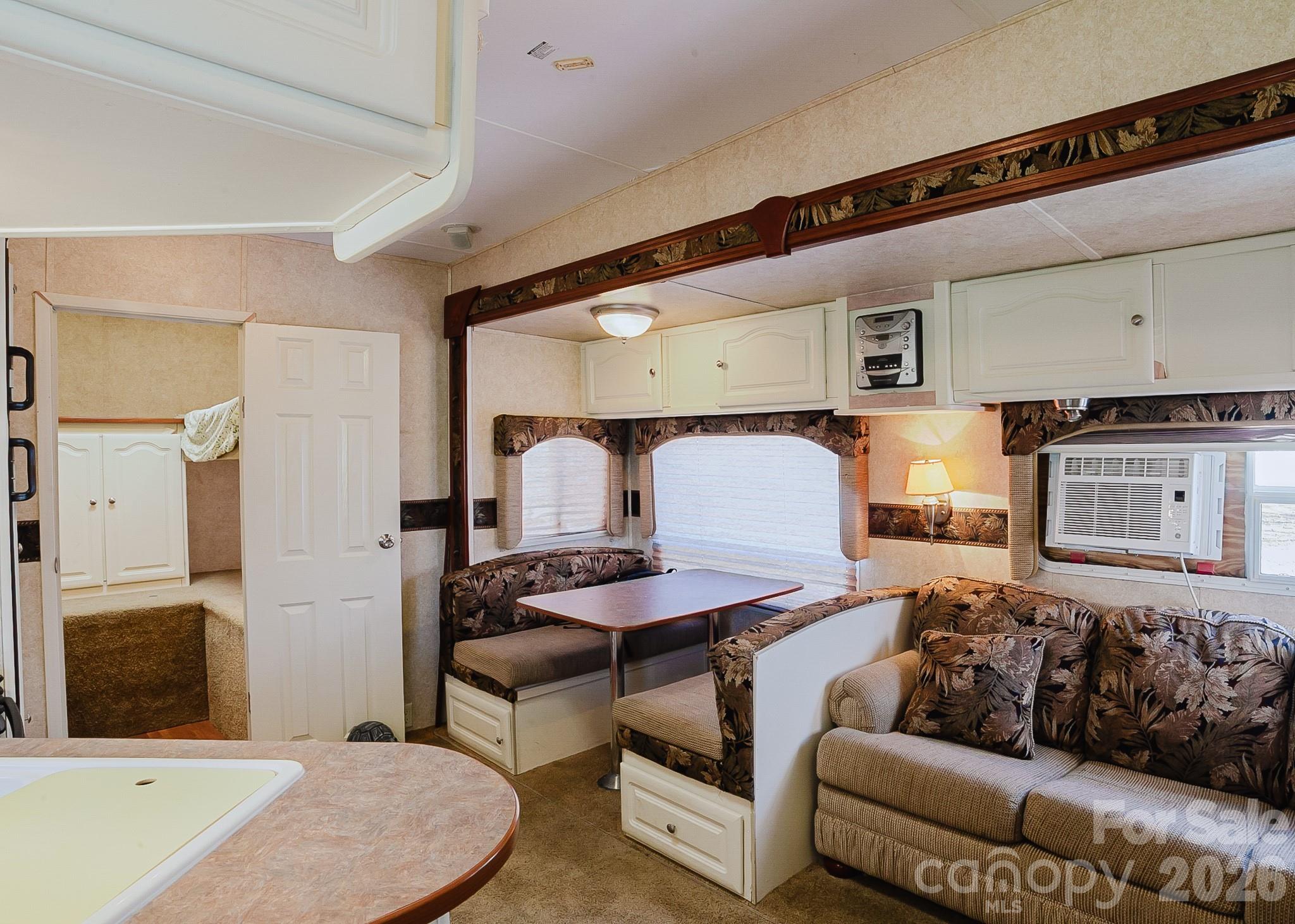 Twin Harbor - Residential