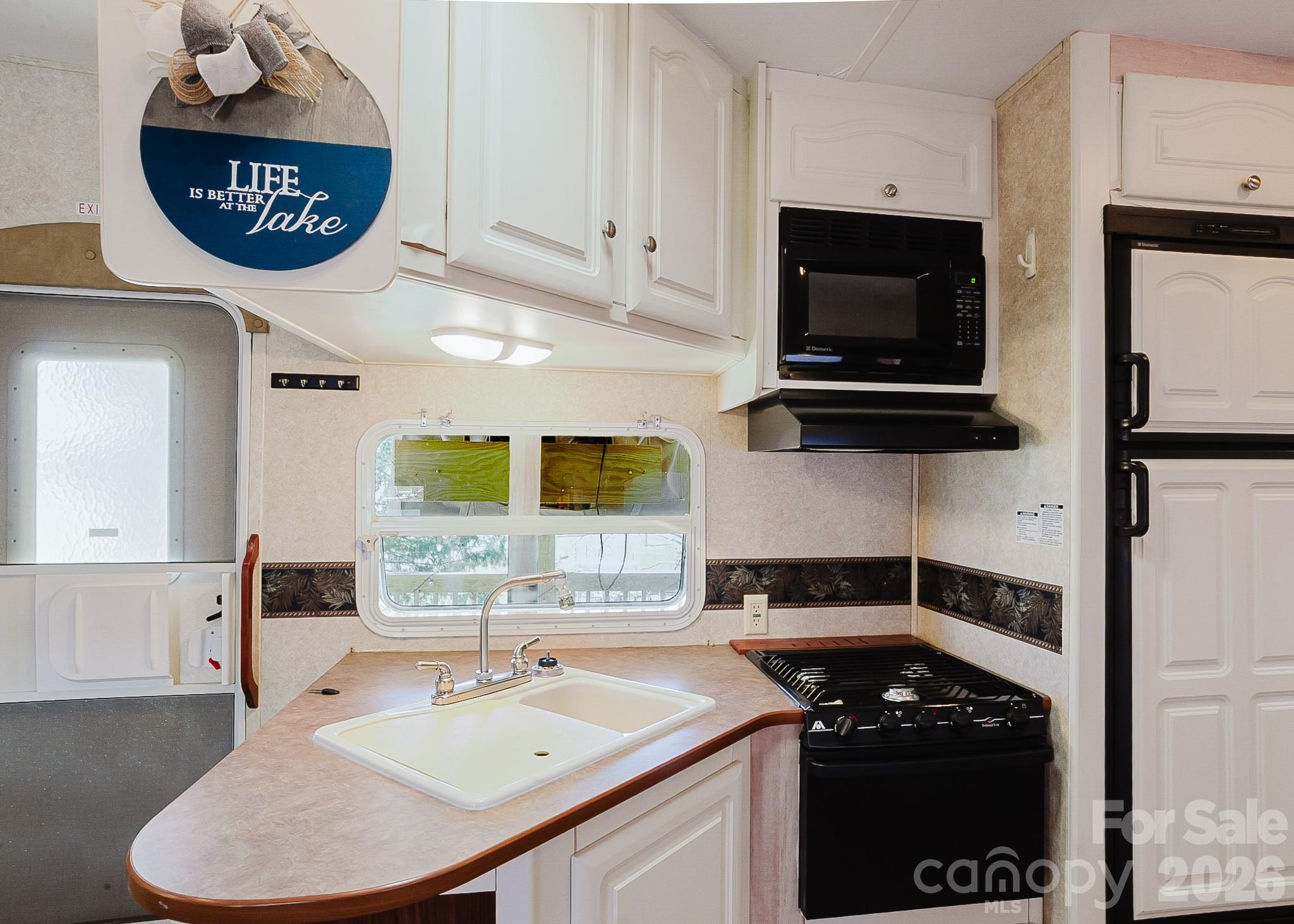 Twin Harbor - Residential