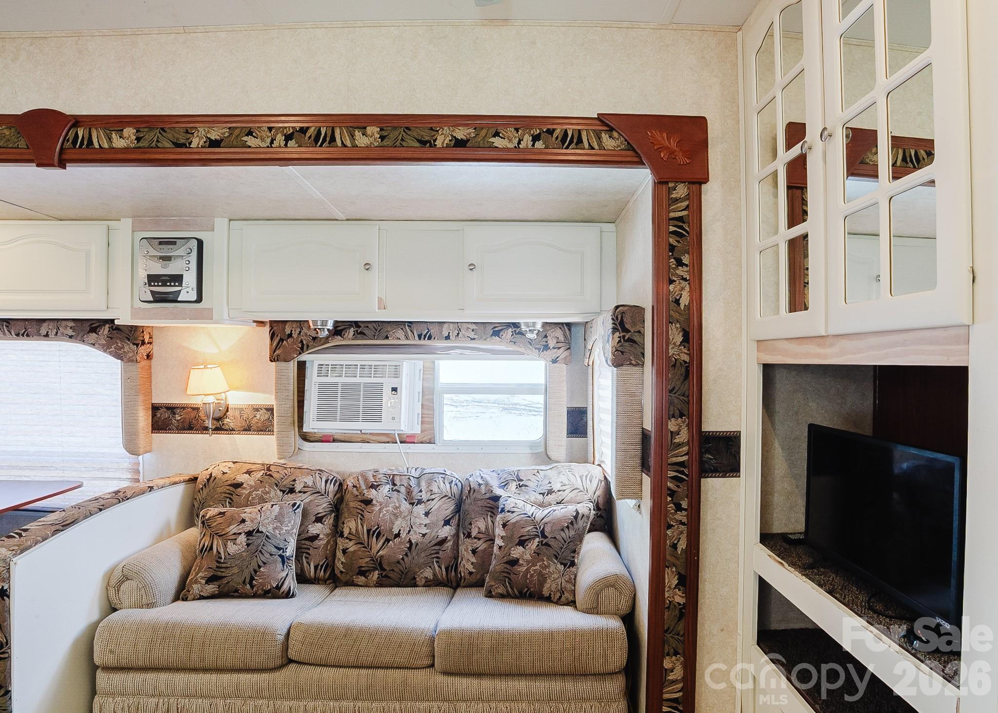 Twin Harbor - Residential