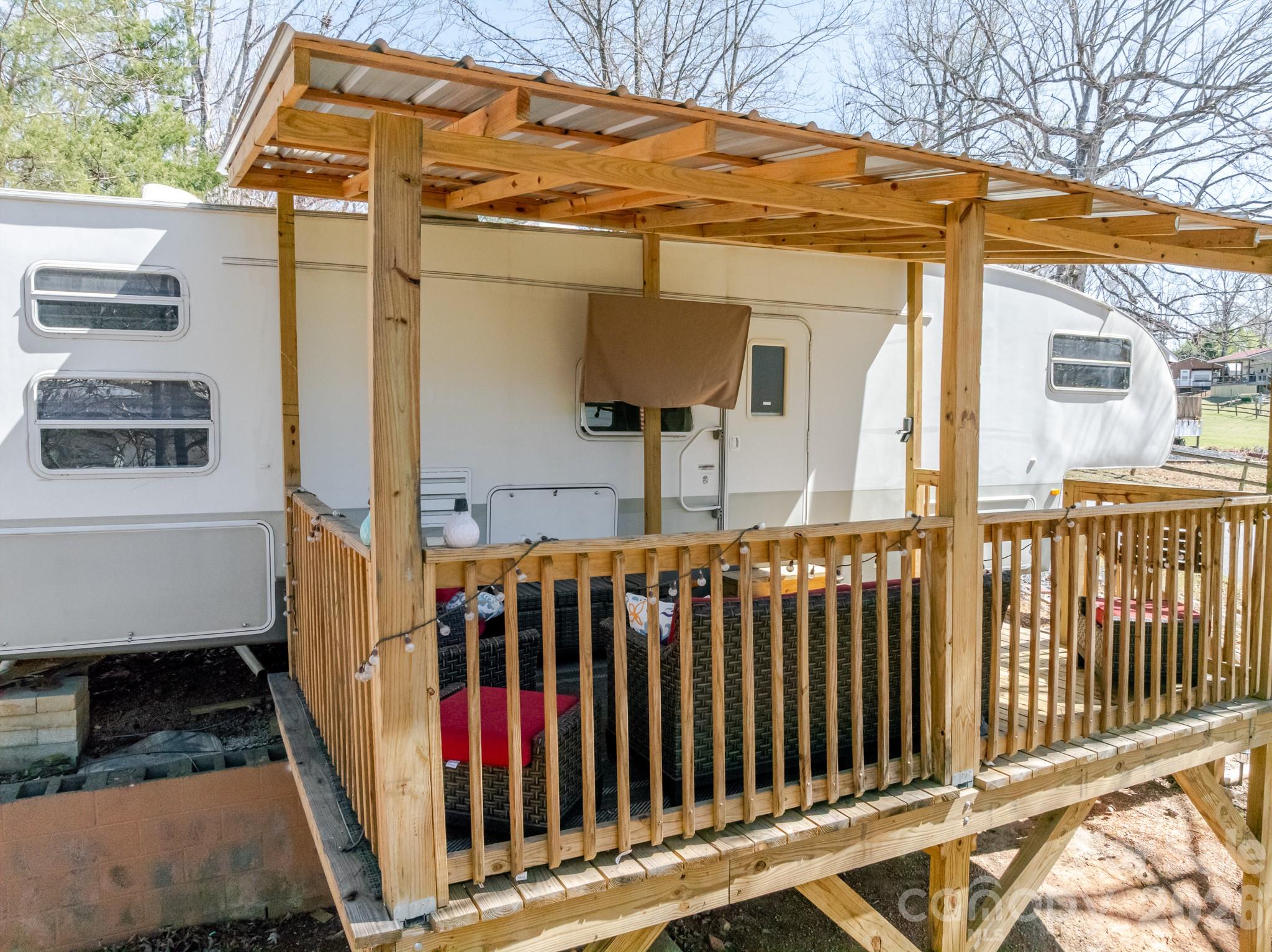 Twin Harbor - Residential