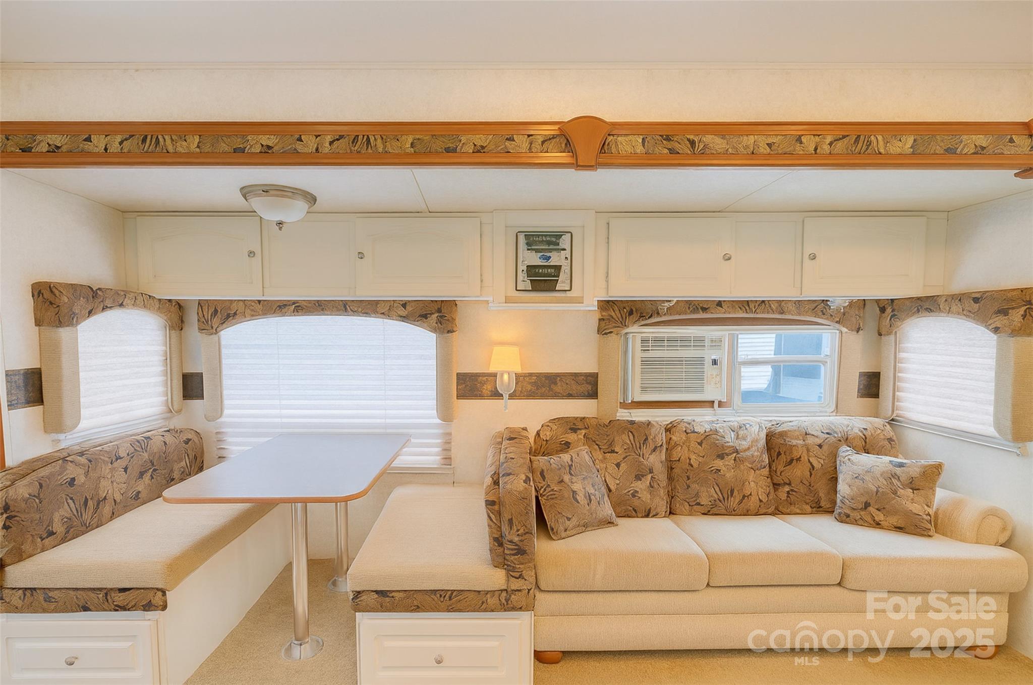 Twin Harbor - Residential