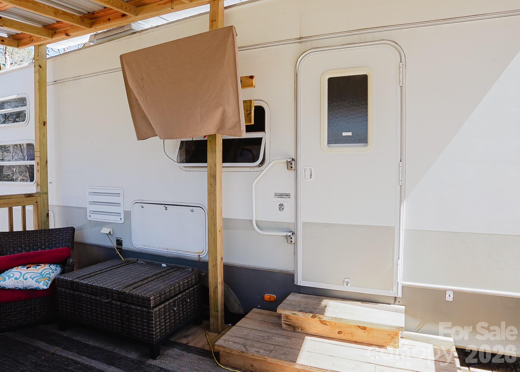 Twin Harbor - Residential