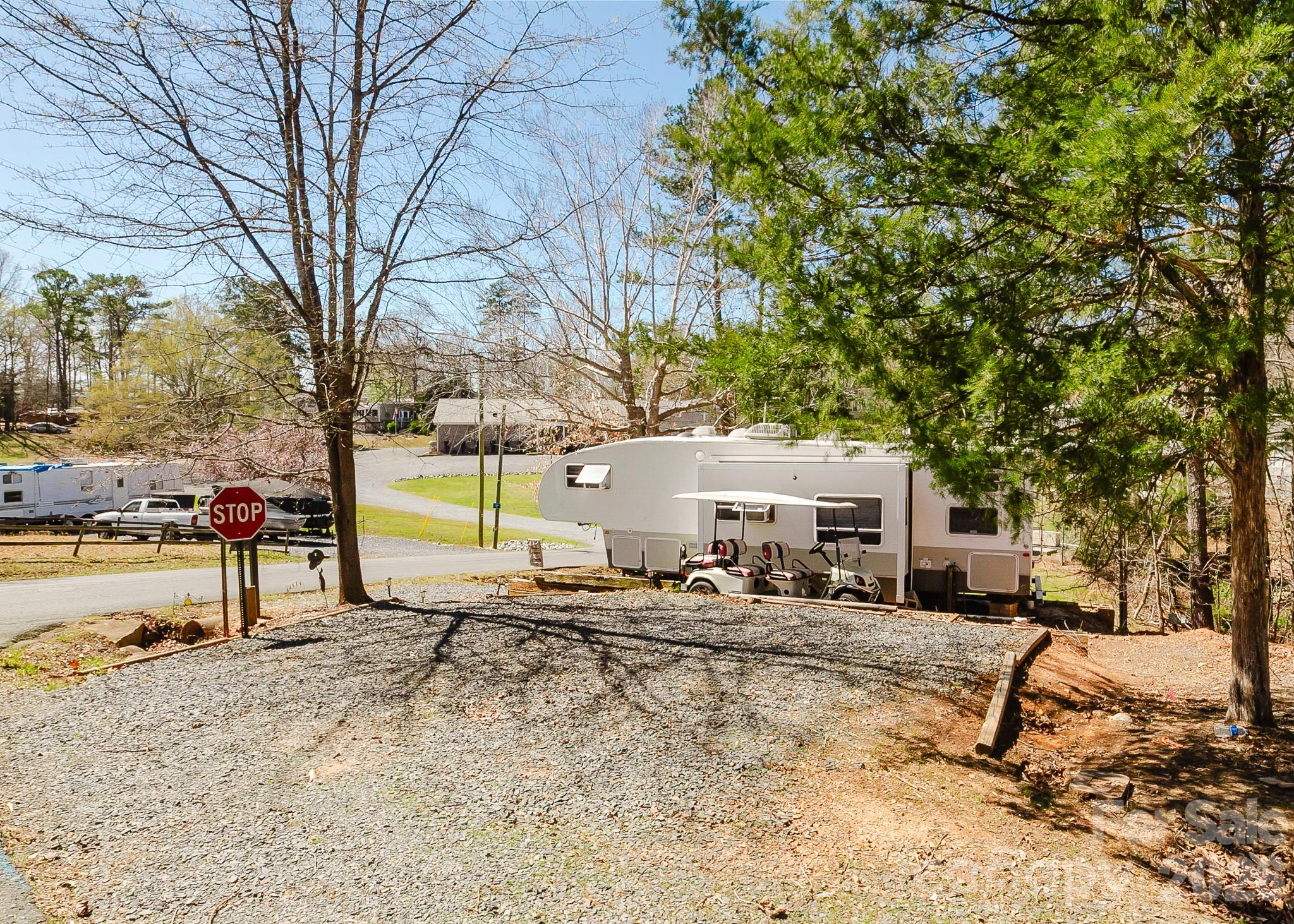 Twin Harbor - Residential