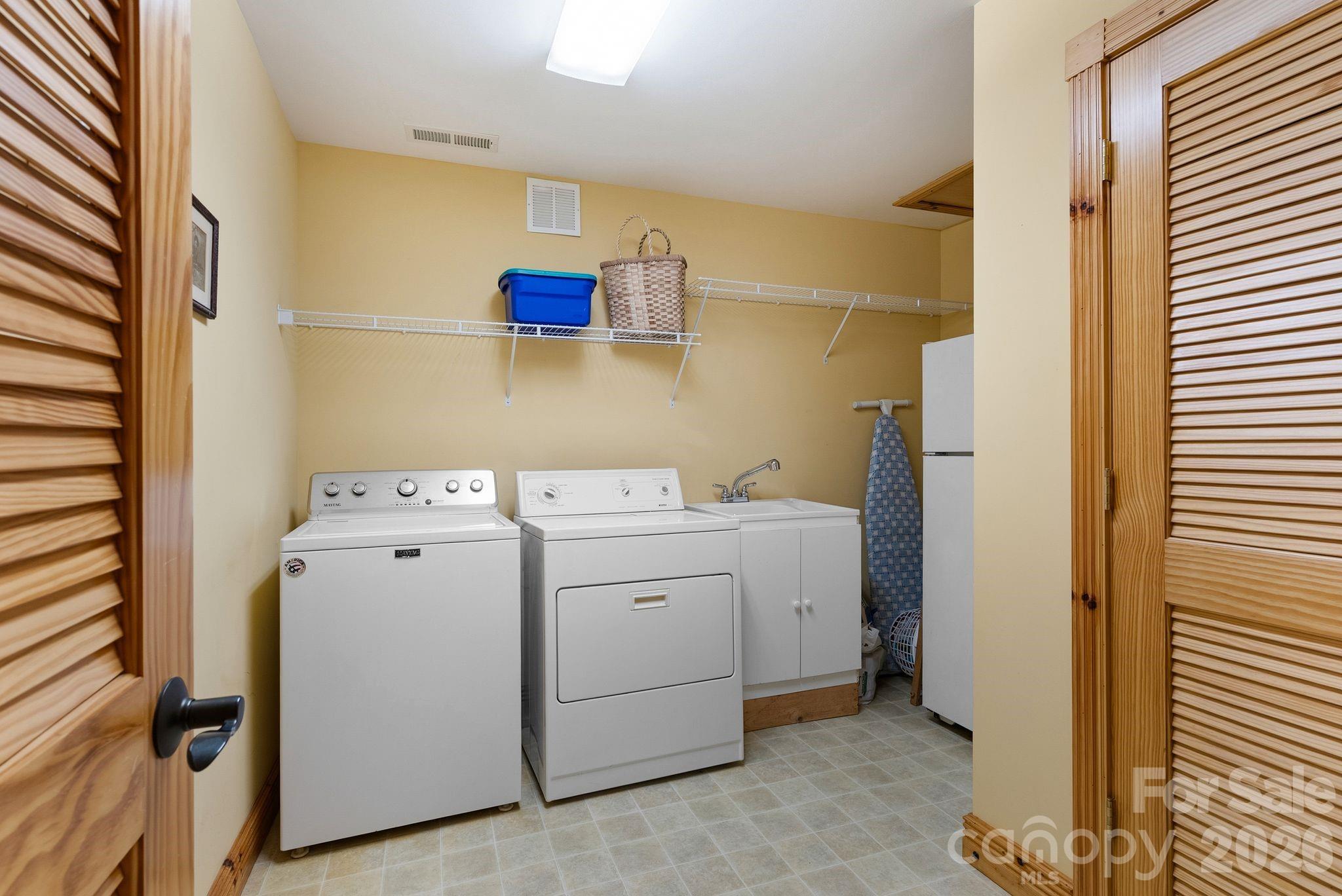 Connestee Falls - Residential