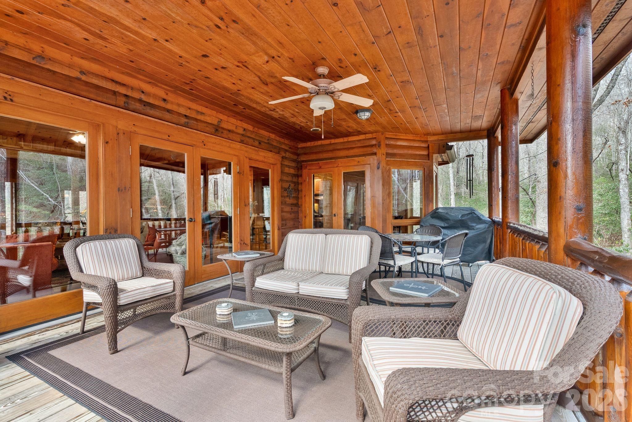 Connestee Falls - Residential