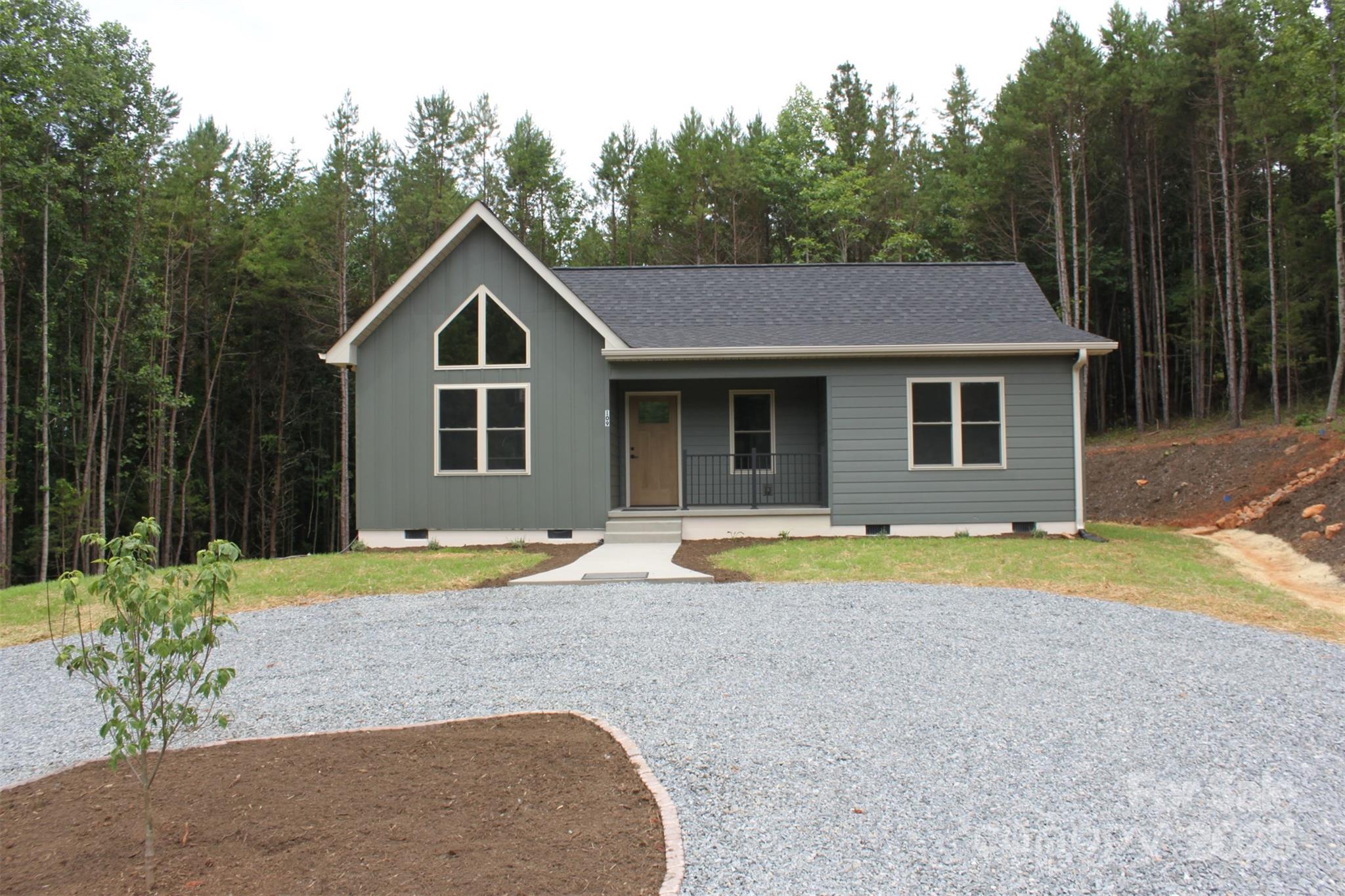 109 Blue Ridge Avenue Extension