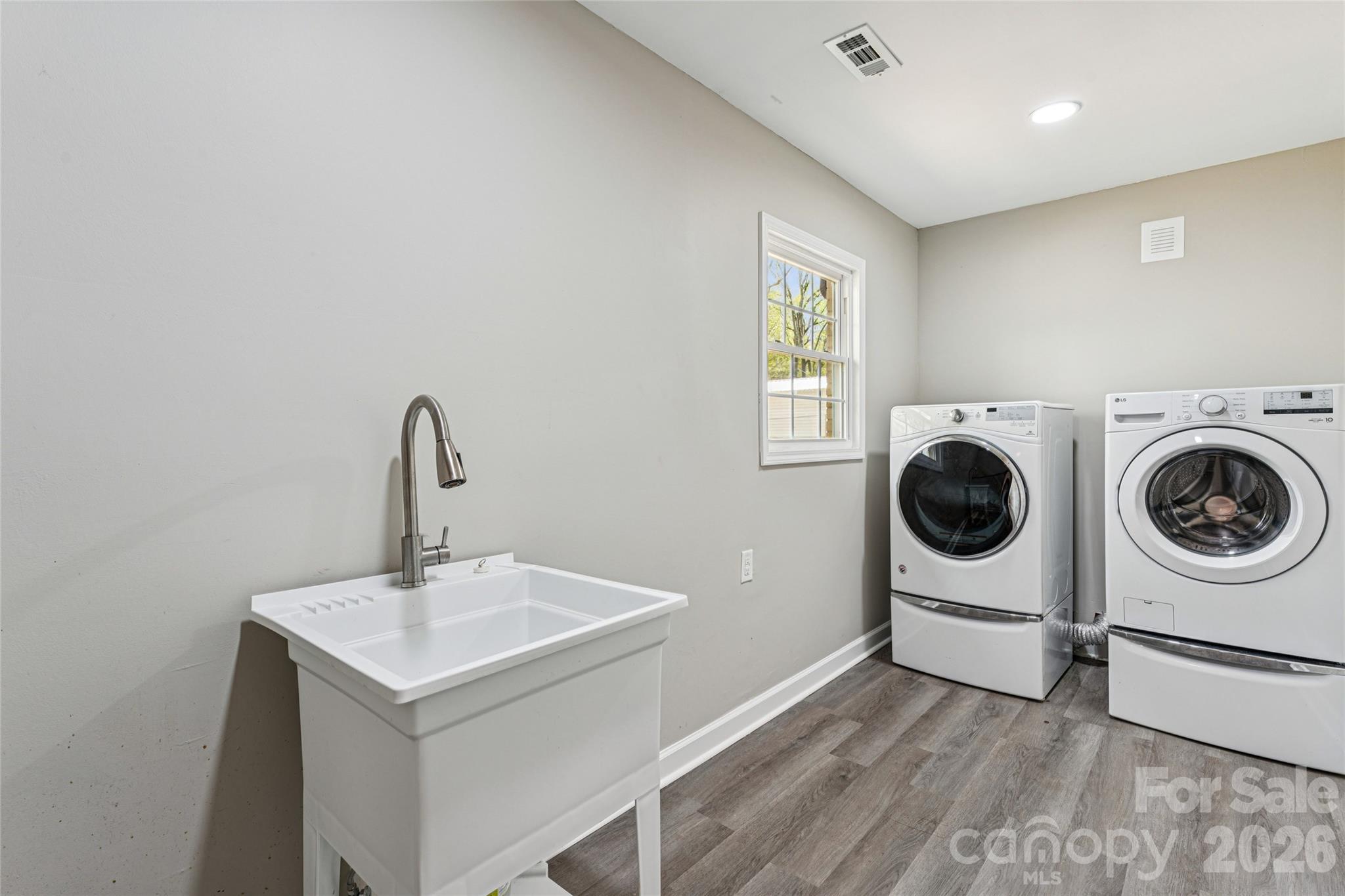 Hillsdale - Residential