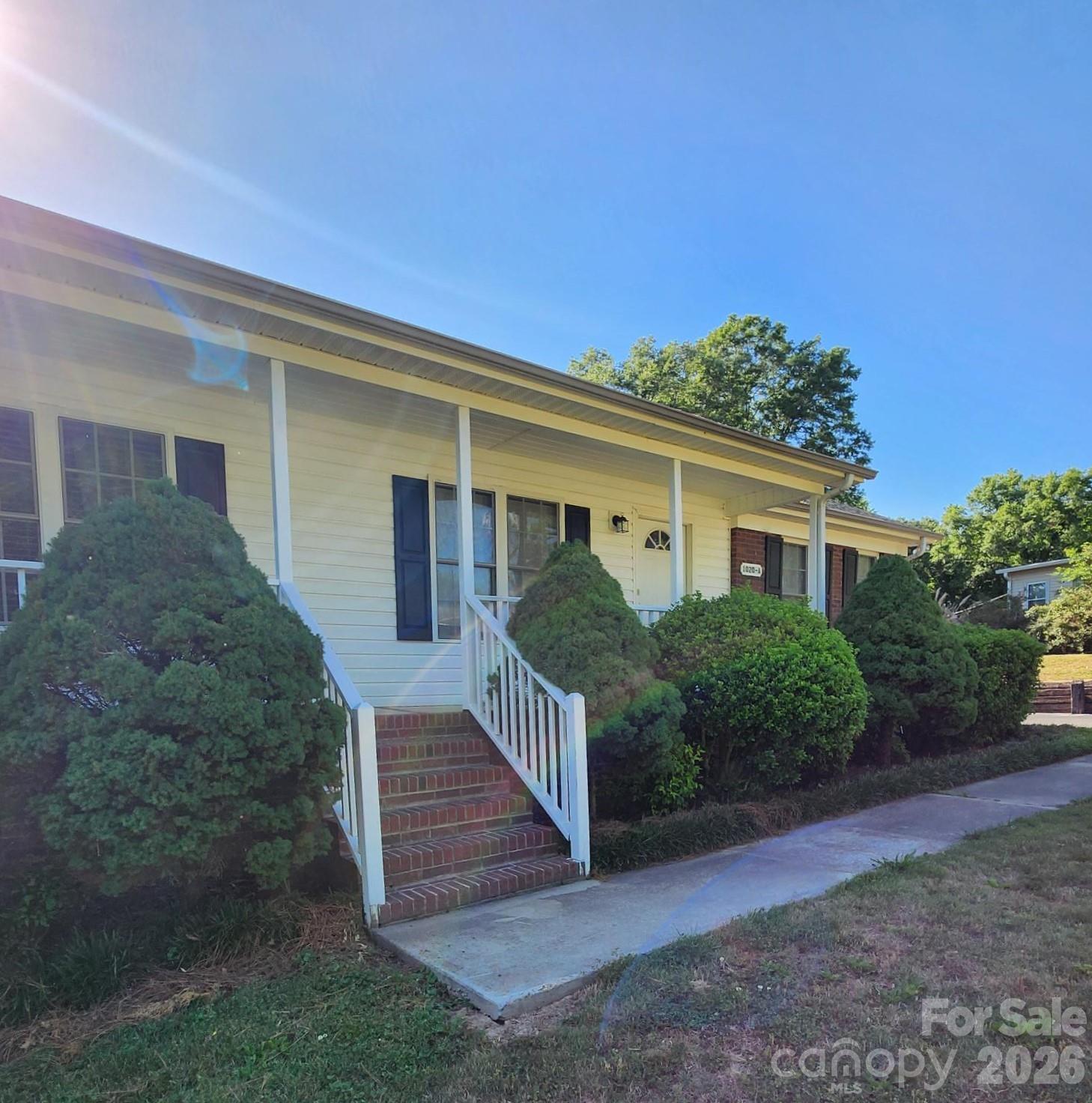 1020 Rosewood Drive