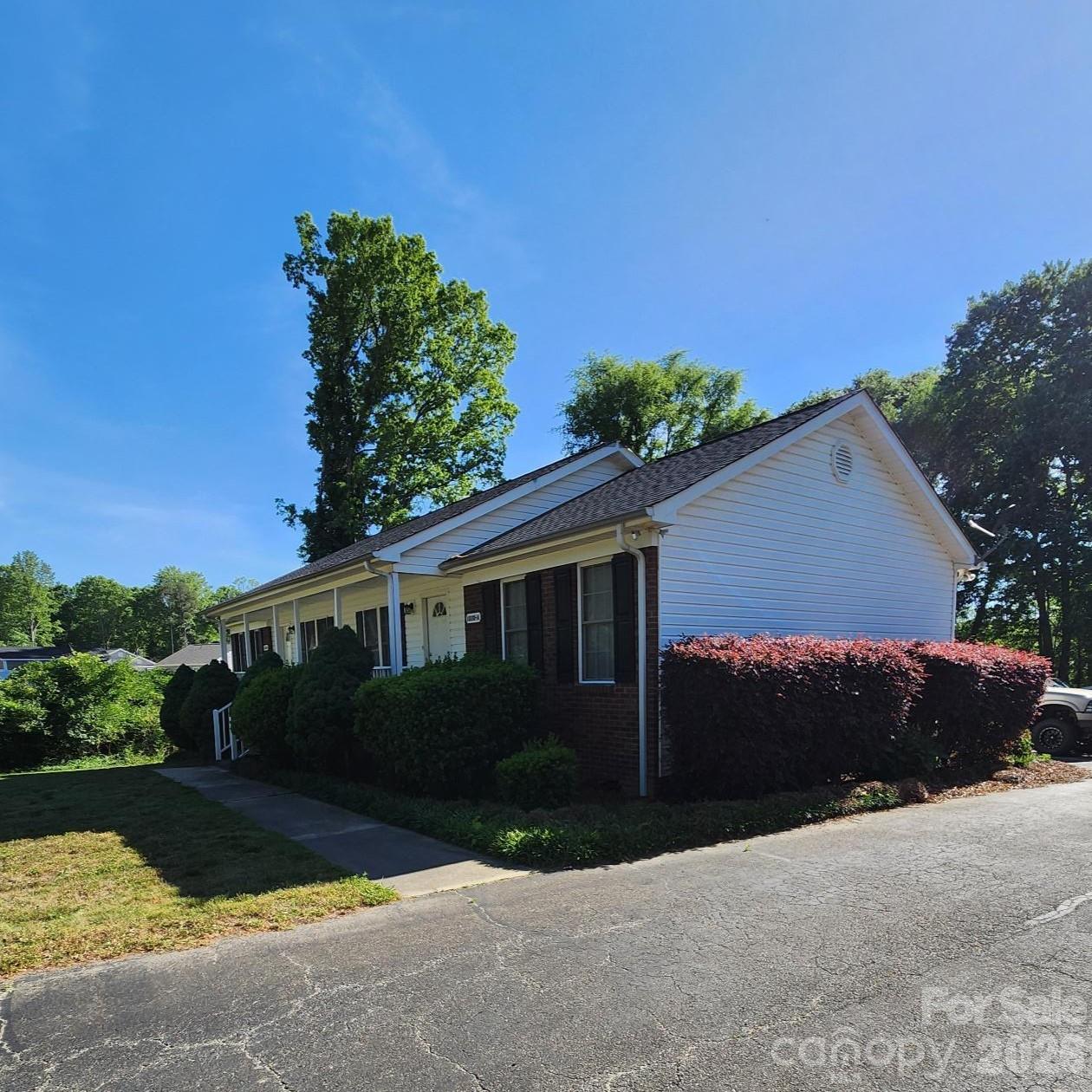 1020 Rosewood Drive