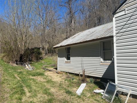 A home in Bakersville