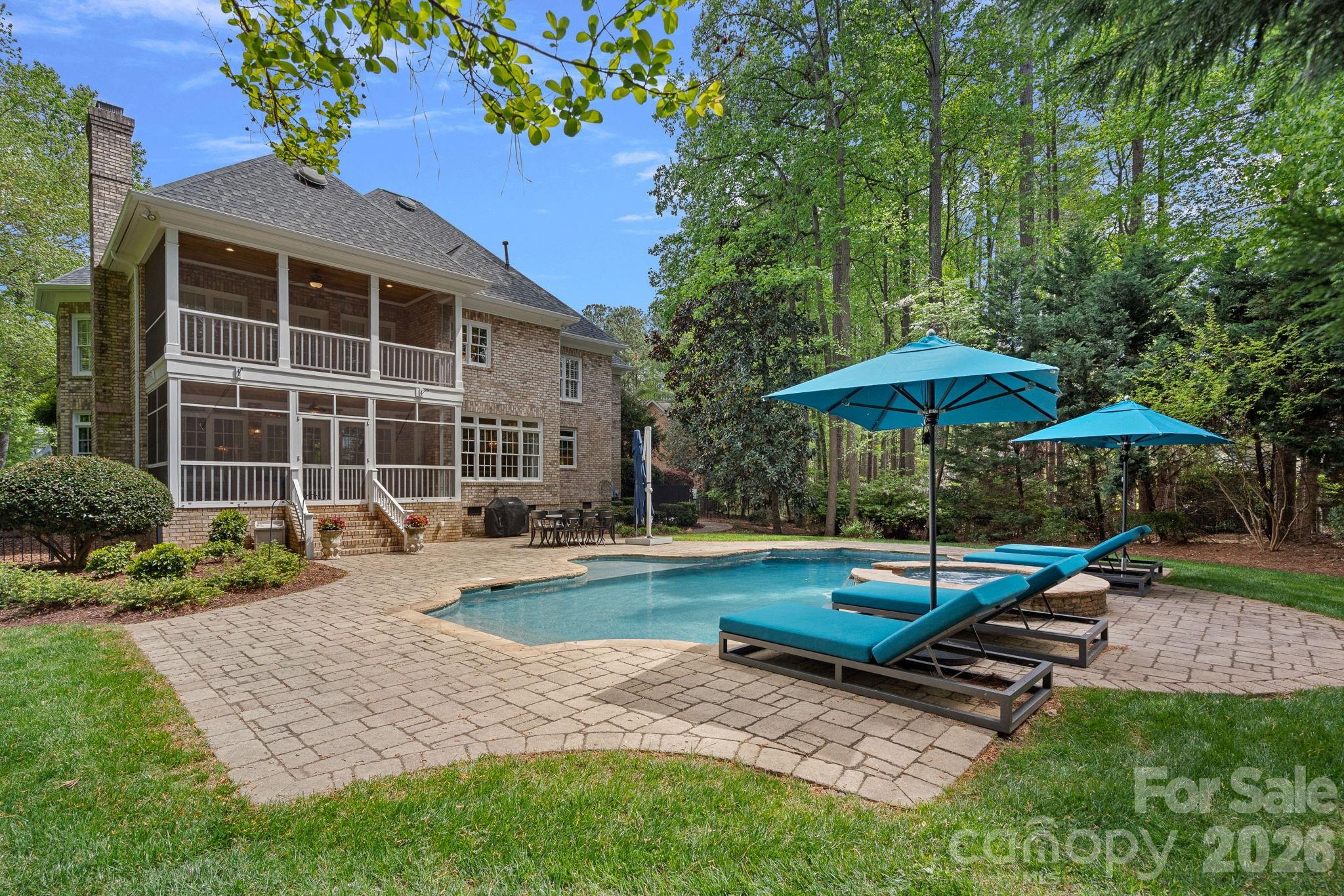 The Peninsula - Residential