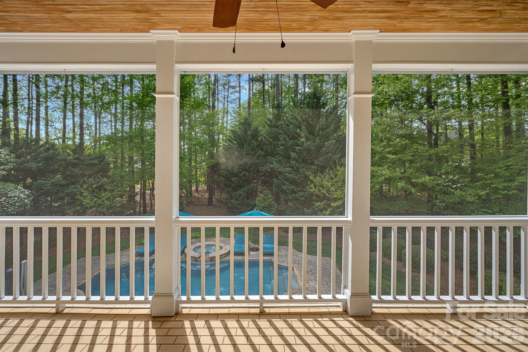 The Peninsula - Residential