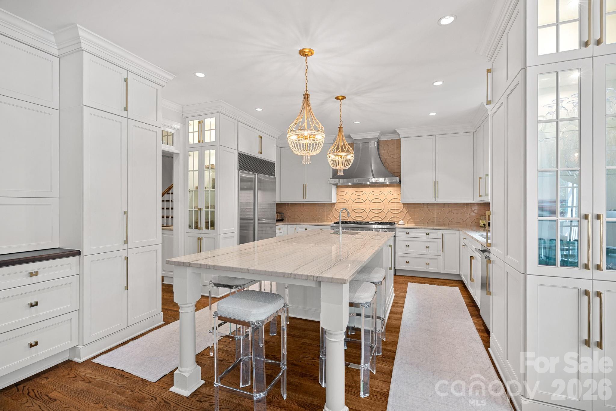 The Peninsula - Residential