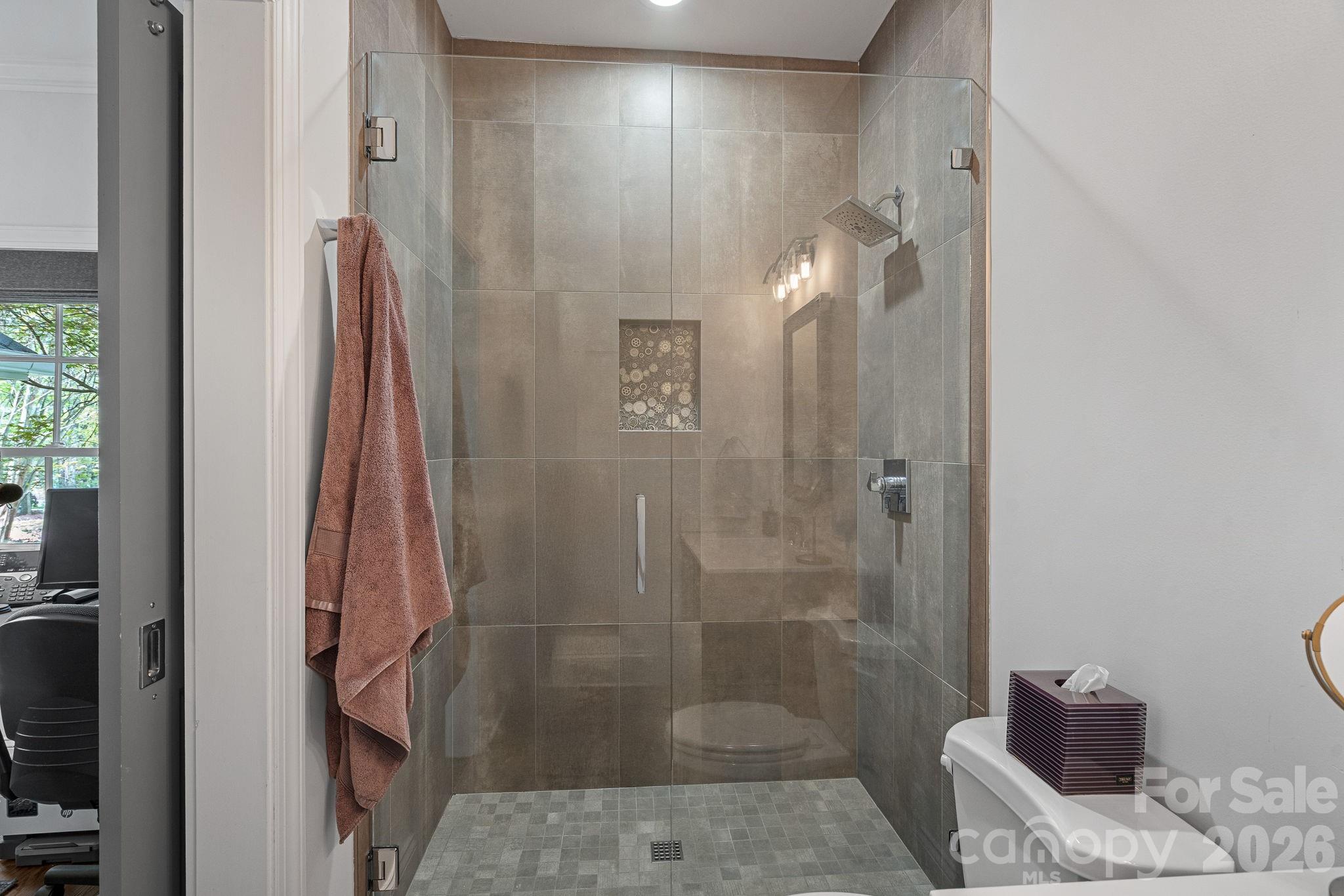 The Peninsula - Residential