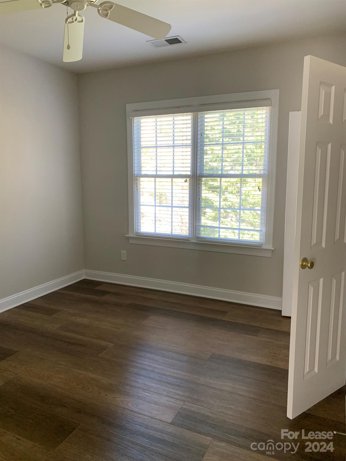 The Oaks On Providence - Residential Lease