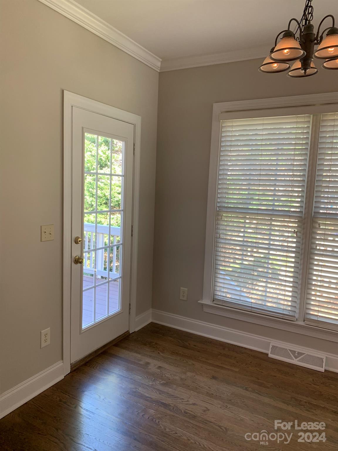 The Oaks On Providence - Residential Lease