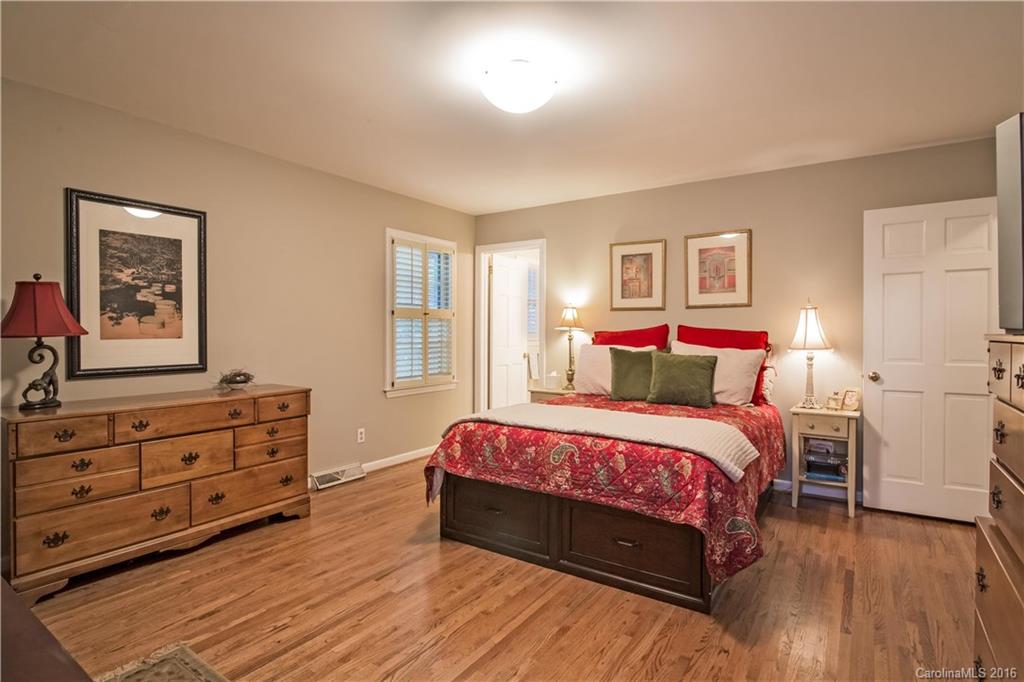 Beverly Woods - Residential