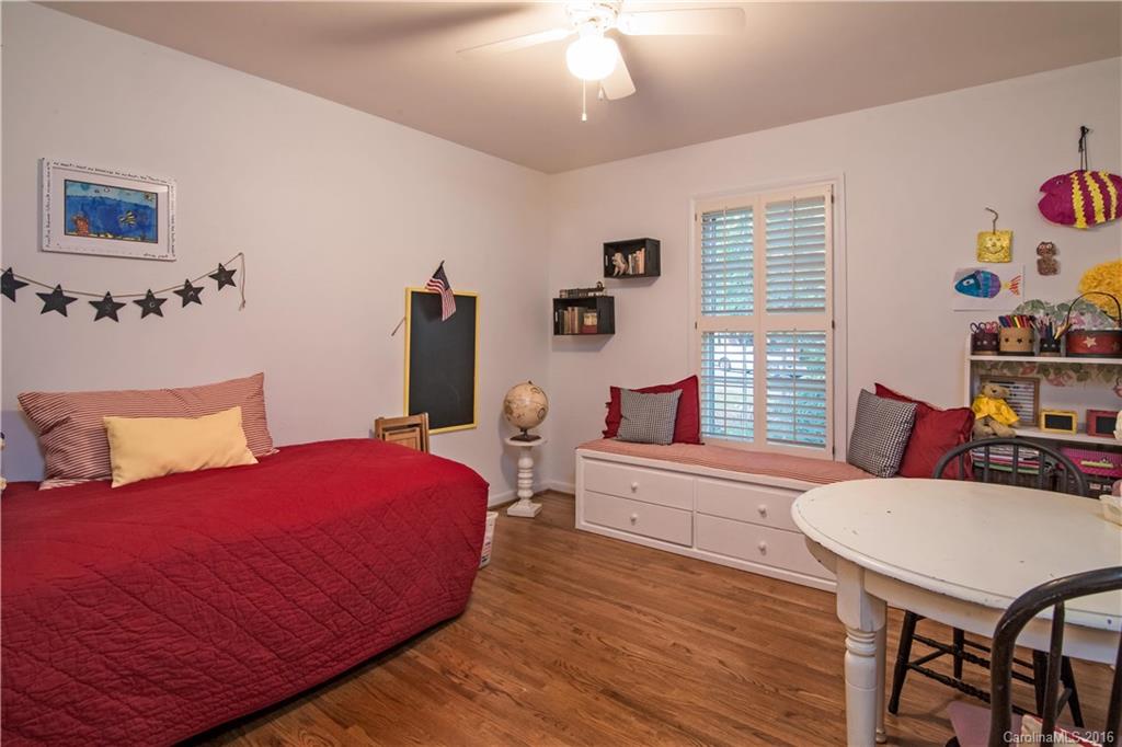 Beverly Woods - Residential