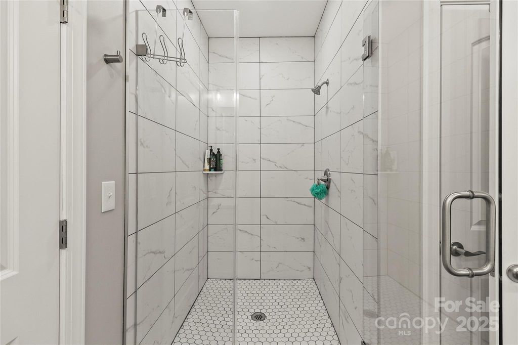 listing image 30