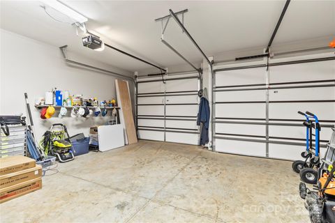 listing image 40