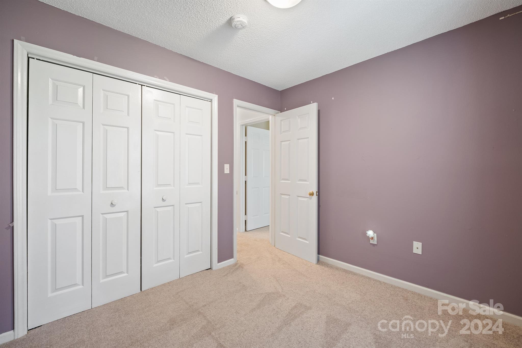 Manor Lake - Residential