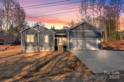 A home in Hickory