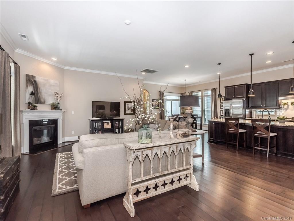 Riverwalk - Residential