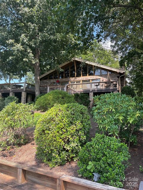 Photo of 166 Mull Drive, Taylorsville, NC 28681 (MLS # 4297262)