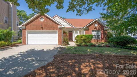 Photo of 11320 Hunters Landing Drive, Charlotte, NC 28273 (MLS # 4415176)