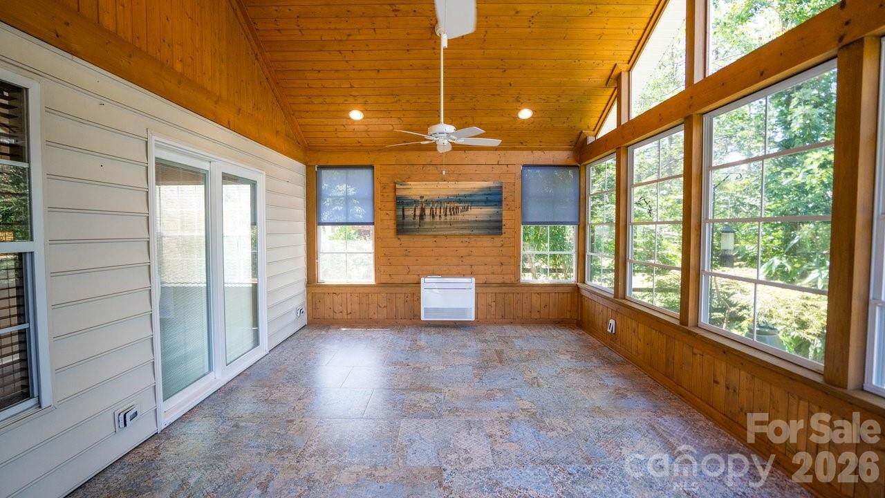11320 Hunters Landing Drive