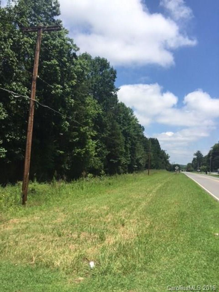 Good Level acreage.  This parcel right next to the Fire station. Approx. two thirds of property zoned commercial use. Right outside of Dallas.  Property butts up to Little Big Horn Rd.