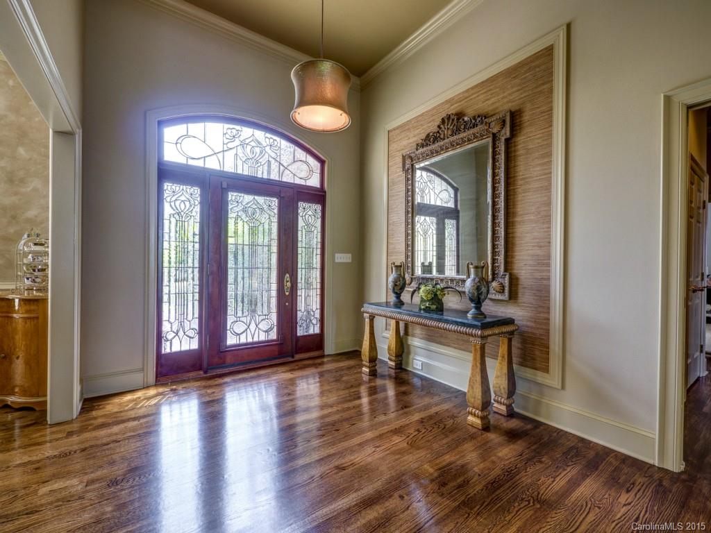 The Peninsula - Residential