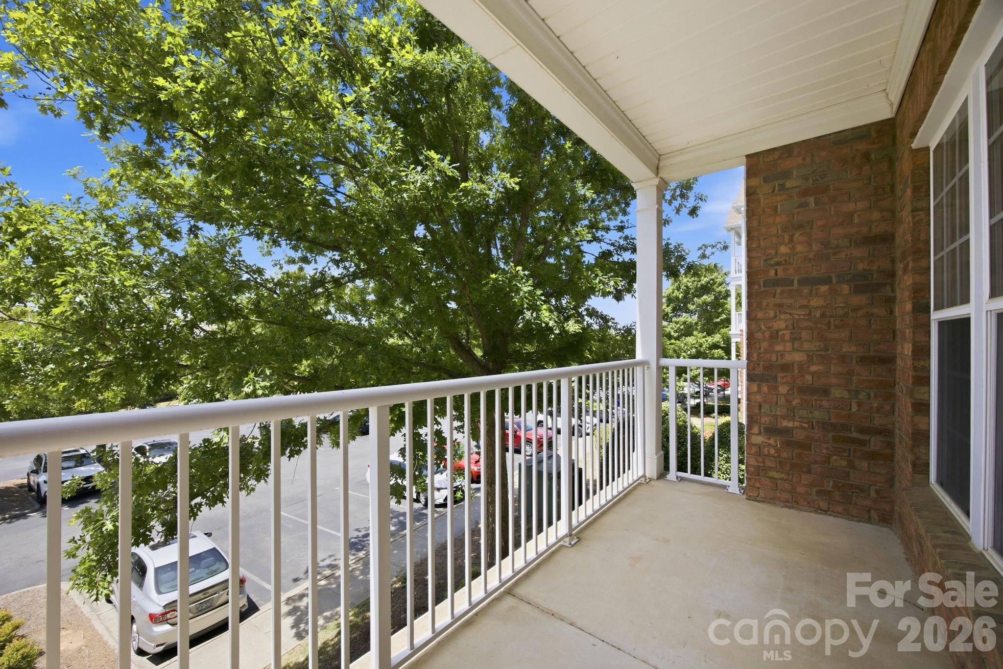 Belle Vista - Residential