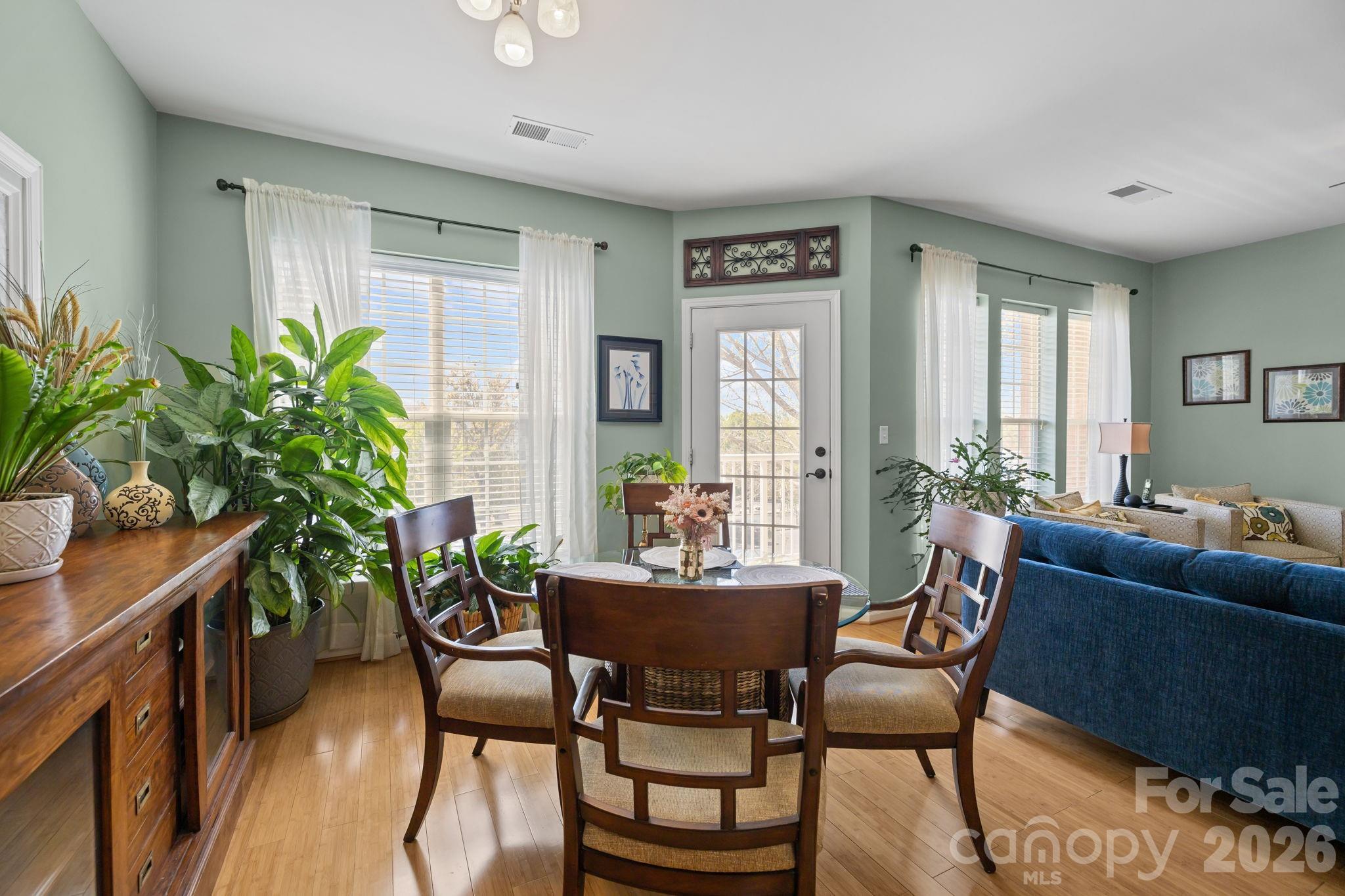 Belle Vista - Residential