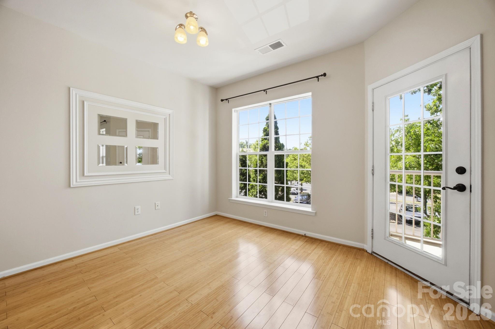 Belle Vista - Residential