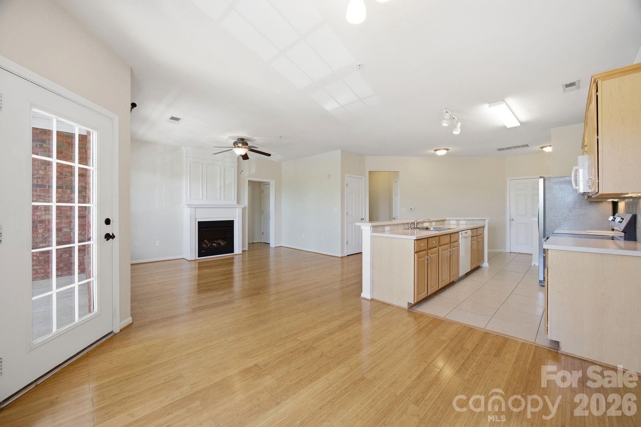 Belle Vista - Residential
